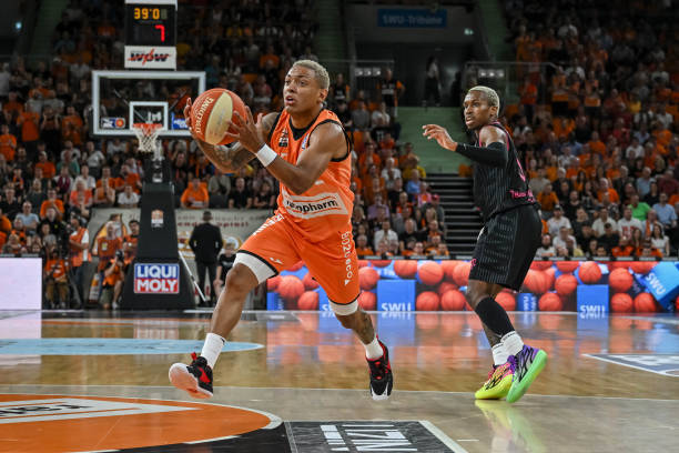 尤文图斯的 尤文图斯的