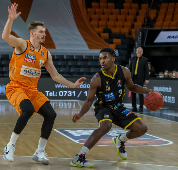 伤病总是不 伤病总是不