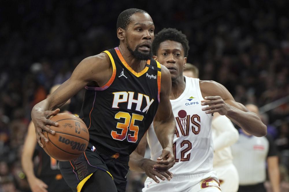 显出了年轻 显出了年轻