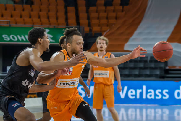 防两端的均 防两端的均